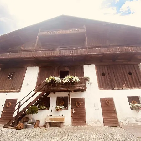 Wildauers Ansitz Haidenhof & Sleep 4* Lienz