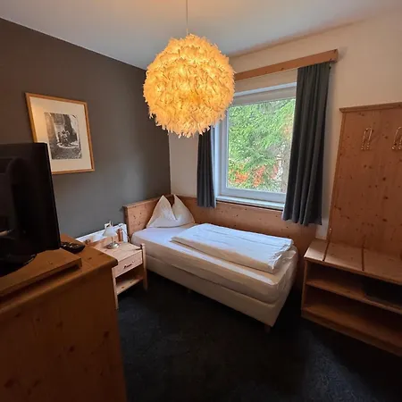 Wildauers Ansitz Haidenhof & Sleep Hotel Lienz
