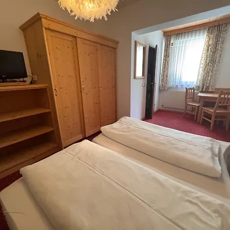 מלון Wildauers Ansitz Haidenhof & Sleep לינץ