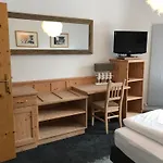 Hotel Wildauers Ansitz Haidenhof Stay & Sleep Lienz