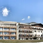 Wildauers Ansitz Haidenhof Stay & Sleep Hotel Lienz